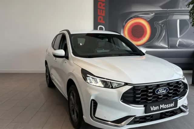 Ford Kuga (2026) thumbnail 4
