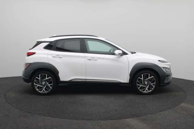 Hyundai Kona (2023) thumbnail 6