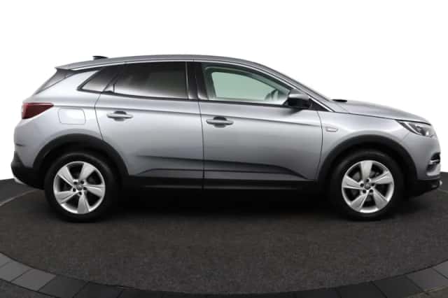 Opel Grandland X (2020) thumbnail 5