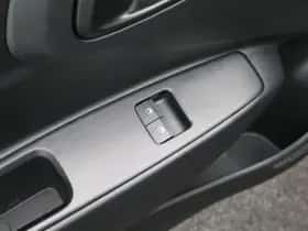 Hyundai i10 thumbnail 25