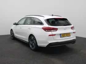 Hyundai i30 thumbnail 2