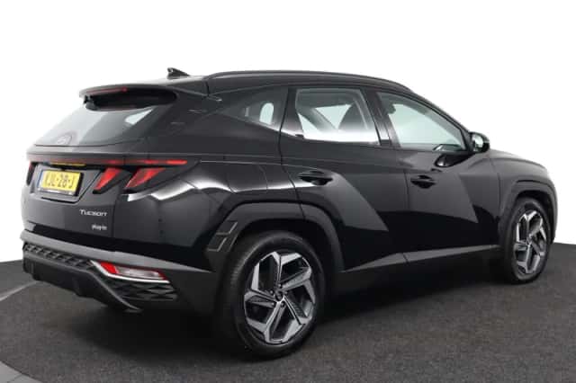 Hyundai Tucson (2023) thumbnail 3