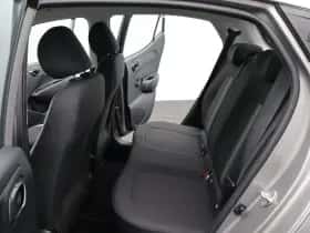Hyundai i10 thumbnail 12