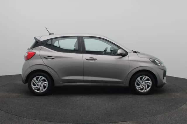 Hyundai i10 (2023) thumbnail 6
