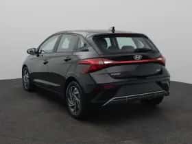 Hyundai i20 thumbnail 2