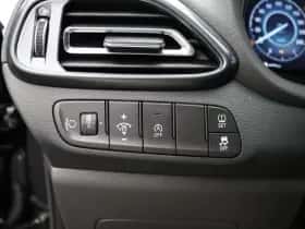 Hyundai i30 thumbnail 25