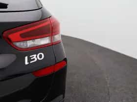 Hyundai i30 thumbnail 40