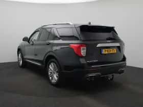 Ford Explorer thumbnail 3