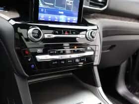 Ford Explorer thumbnail 23