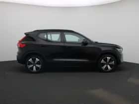 Volvo XC40 thumbnail 6