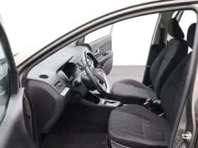 Kia Picanto thumbnail 11