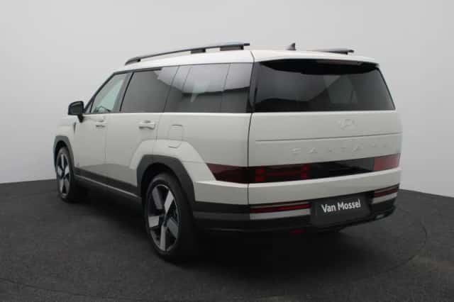 Hyundai Santa Fe (2026) thumbnail 2