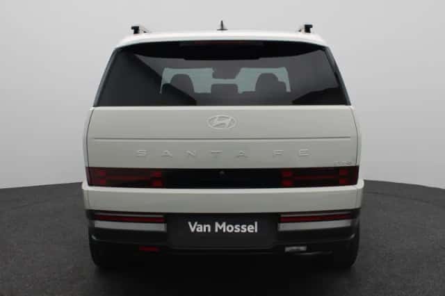 Hyundai Santa Fe (2026) thumbnail 5