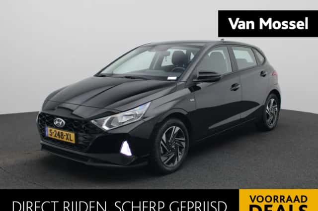 Hyundai i20 (2023) thumbnail 1
