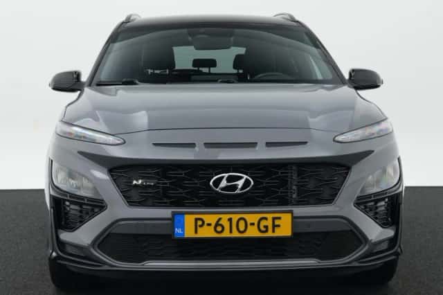 Hyundai Kona (2022) thumbnail 3