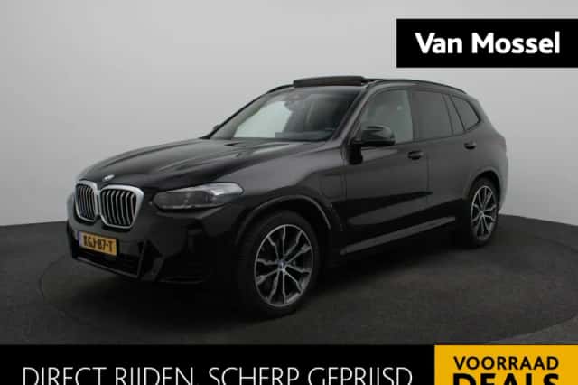 BMW X3 (2023) thumbnail 1