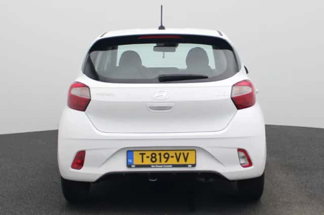 Hyundai i10 (2023) thumbnail 6