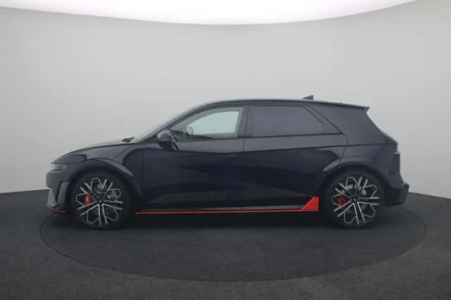 Hyundai Ioniq 5 (2025) thumbnail 5