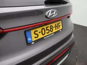 Hyundai Santa Fe (2023) thumbnail 43