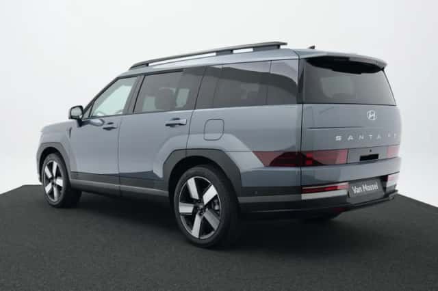 Hyundai Santa Fe (2026) thumbnail 2