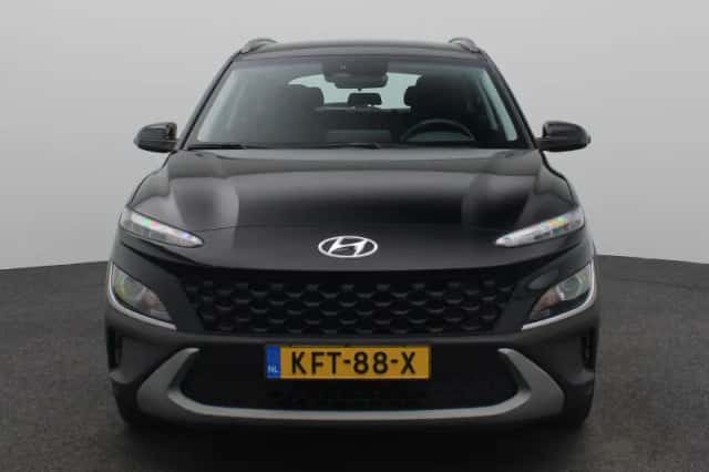 Hyundai Kona (2023) thumbnail 3