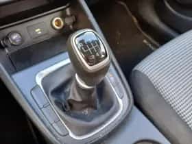 Hyundai Kona (2021) thumbnail 12