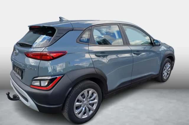 Hyundai Kona (2021) thumbnail 3