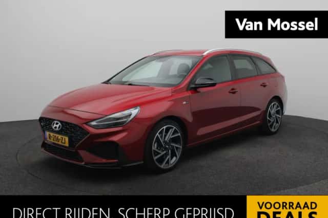 Hyundai i30 (2023) thumbnail 1