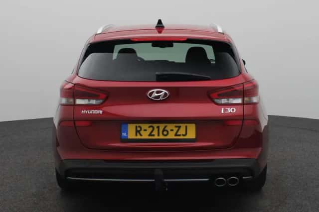 Hyundai i30 (2023) thumbnail 5