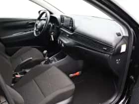 Hyundai Bayon (2022) thumbnail 28
