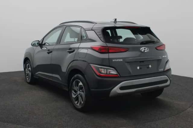 Hyundai Kona (2023) thumbnail 2