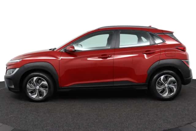 Hyundai Kona (2022) thumbnail 4