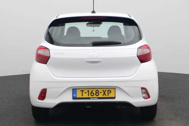 Hyundai i10 (2023) thumbnail 5