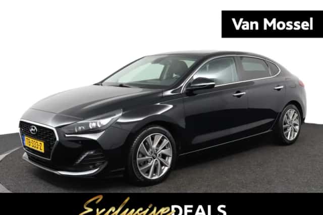 Hyundai i30 (2018) thumbnail 1