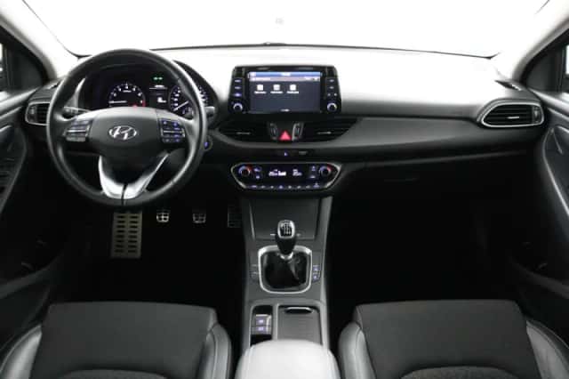 Hyundai i30 (2018) thumbnail 4