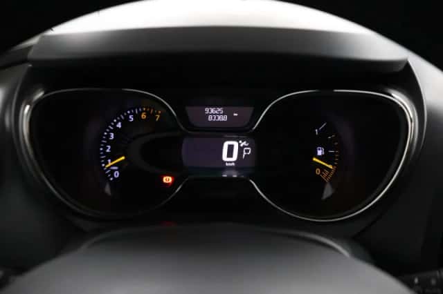 Renault Captur (2015) thumbnail 6