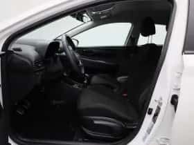 Hyundai Bayon (2022) thumbnail 9