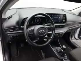 Hyundai i20 thumbnail 25