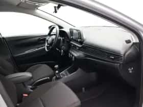 Hyundai i20 thumbnail 27