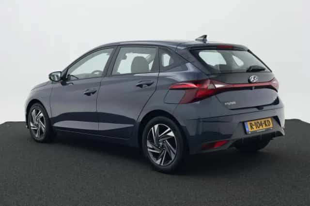 Hyundai i20 (2022) thumbnail 3