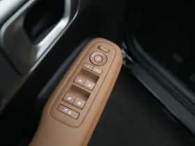 Hyundai Santa Fe thumbnail 38