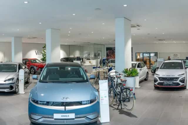 Hyundai Kona (2021) thumbnail 6