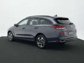 Hyundai i30 thumbnail 3