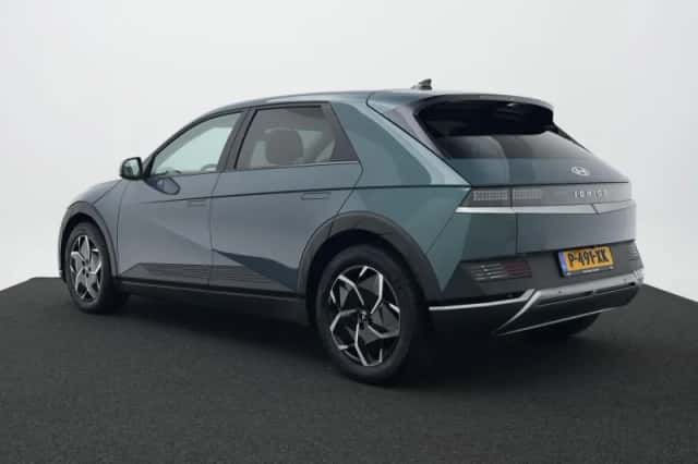 Hyundai Ioniq 5 (2022) thumbnail 3