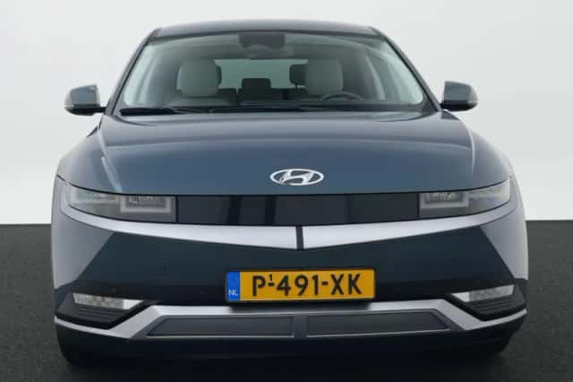 Hyundai Ioniq 5 (2022) thumbnail 4