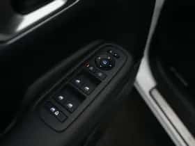 Hyundai Santa Fe thumbnail 33
