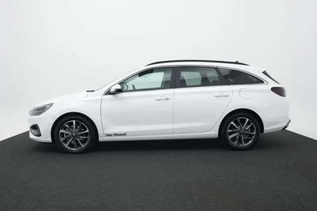 Hyundai i30 (2026) thumbnail 5
