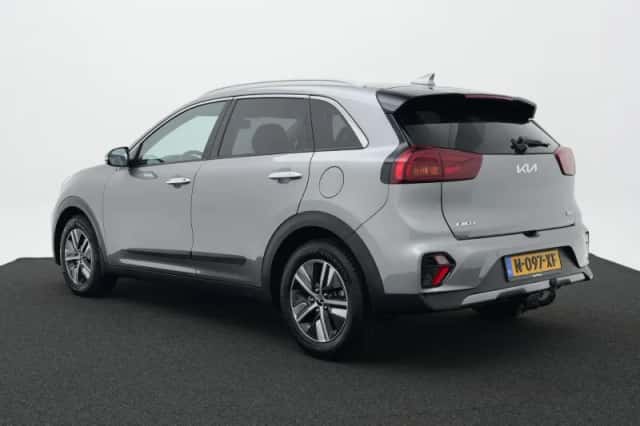 Kia Niro (2022) thumbnail 2