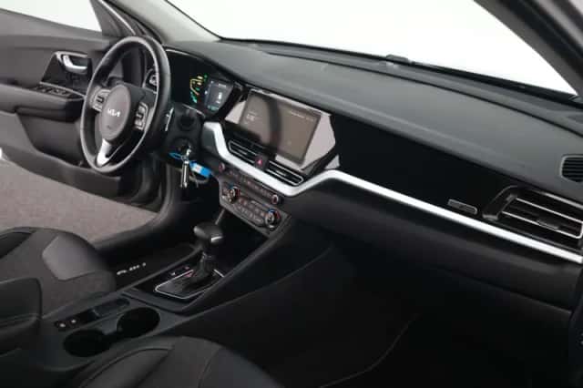 Kia Niro (2022) thumbnail 33