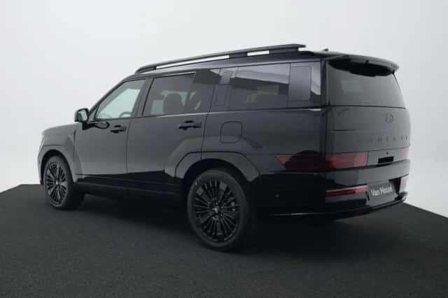 Hyundai Santa Fe (2026) thumbnail 3